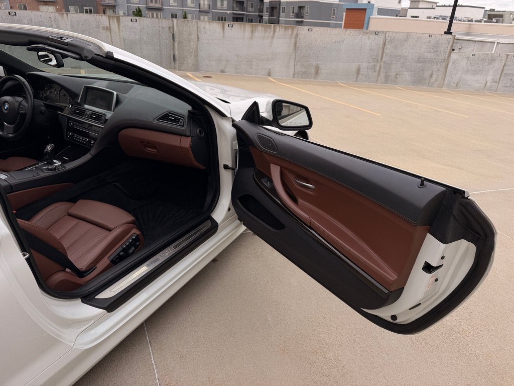 Used 2012 BMW 650i Convertible RWD image 15