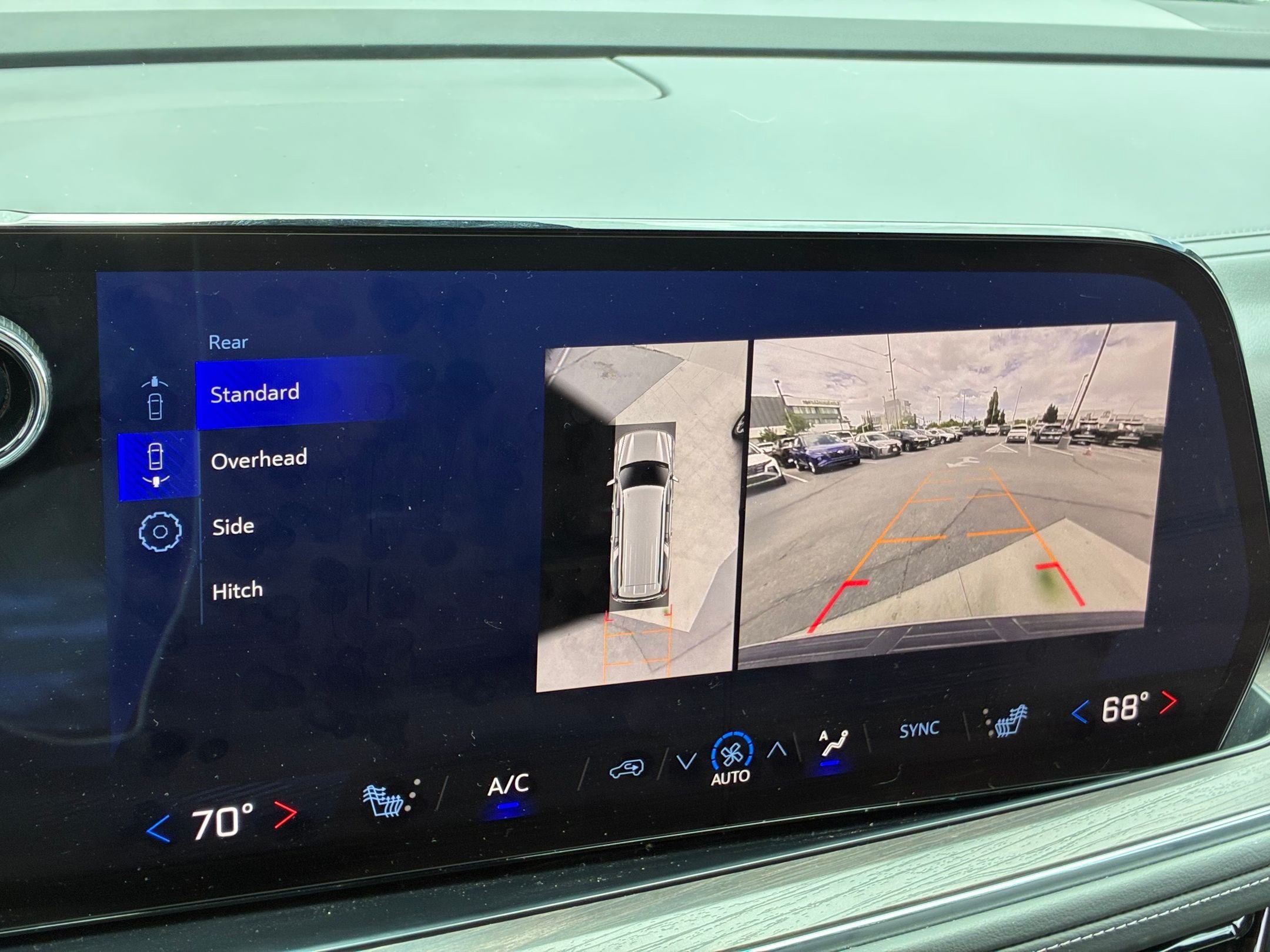 Used 2025 Chevrolet Suburban Z71 AWD/4WD image 25