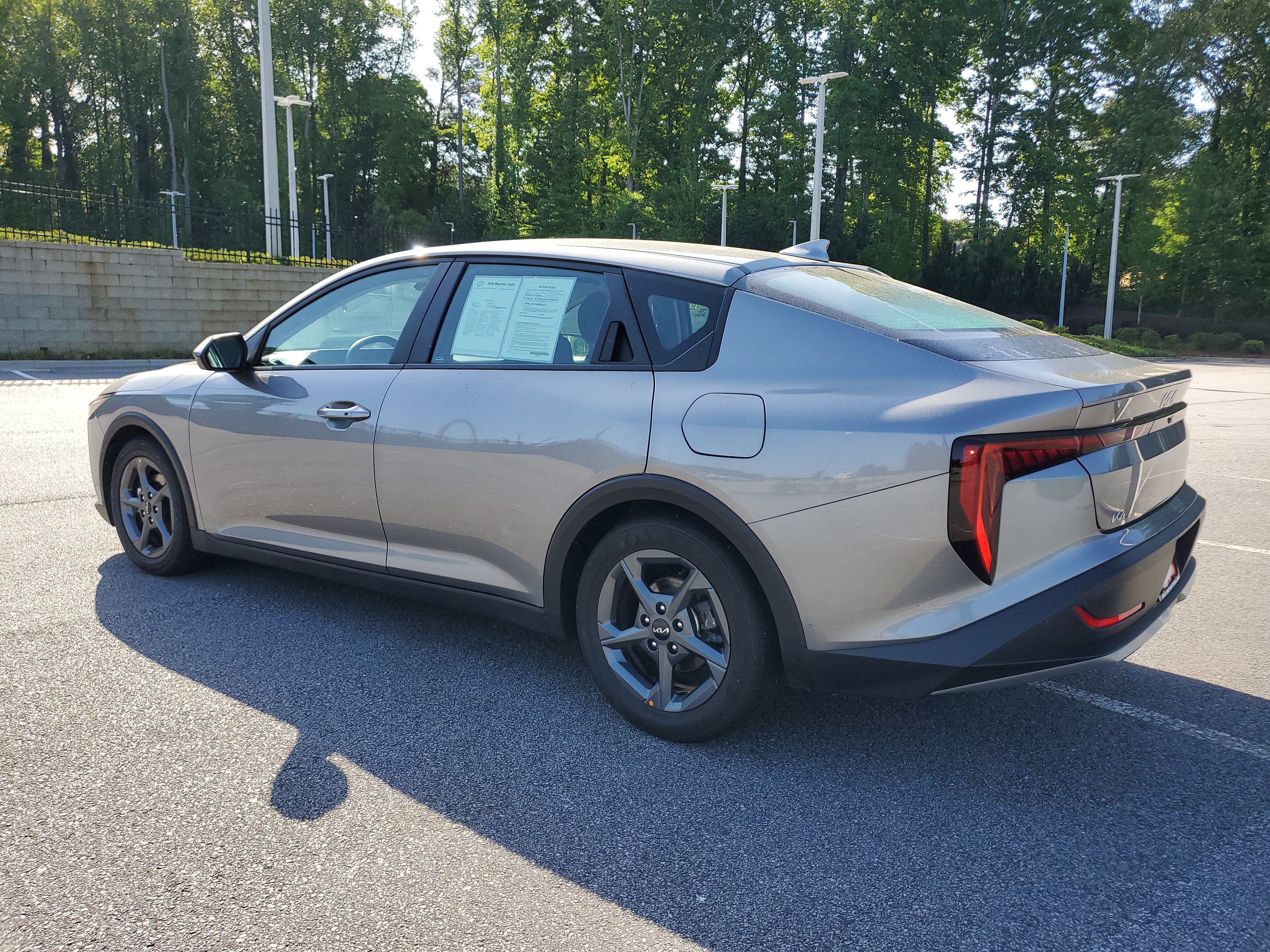 Used 2025 Kia K4 LXS FWD image 4