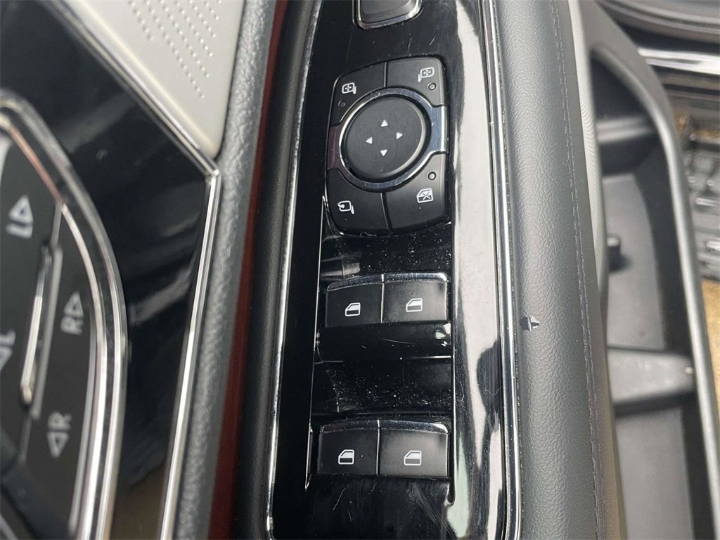 Used 2023 Lincoln Navigator Reserve image 16