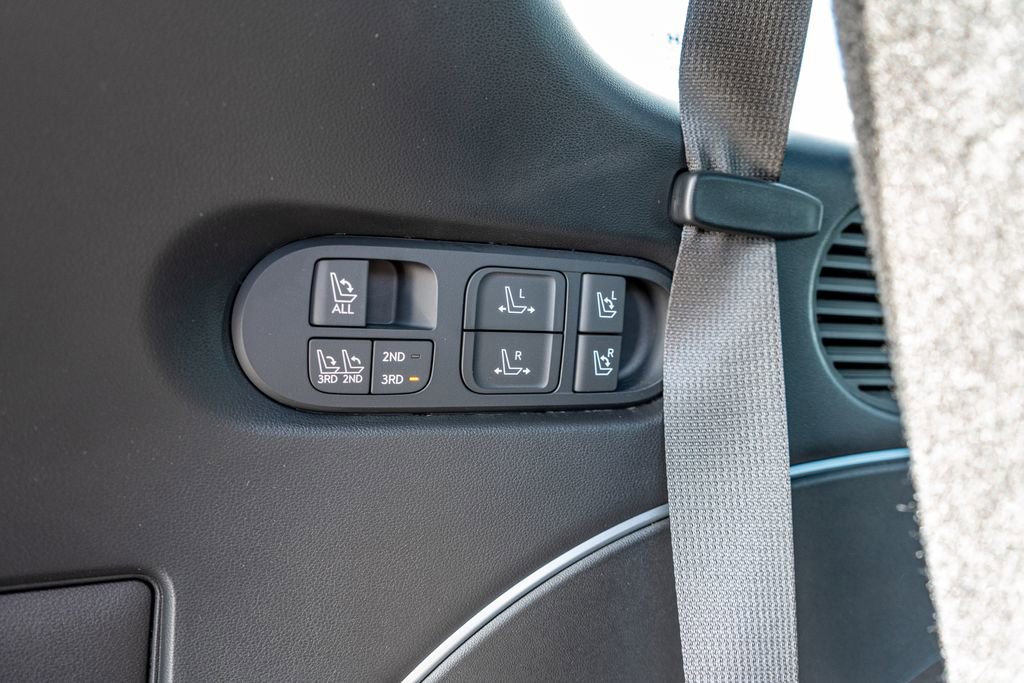 Used 2026 Hyundai Palisade Calligraphy image 13