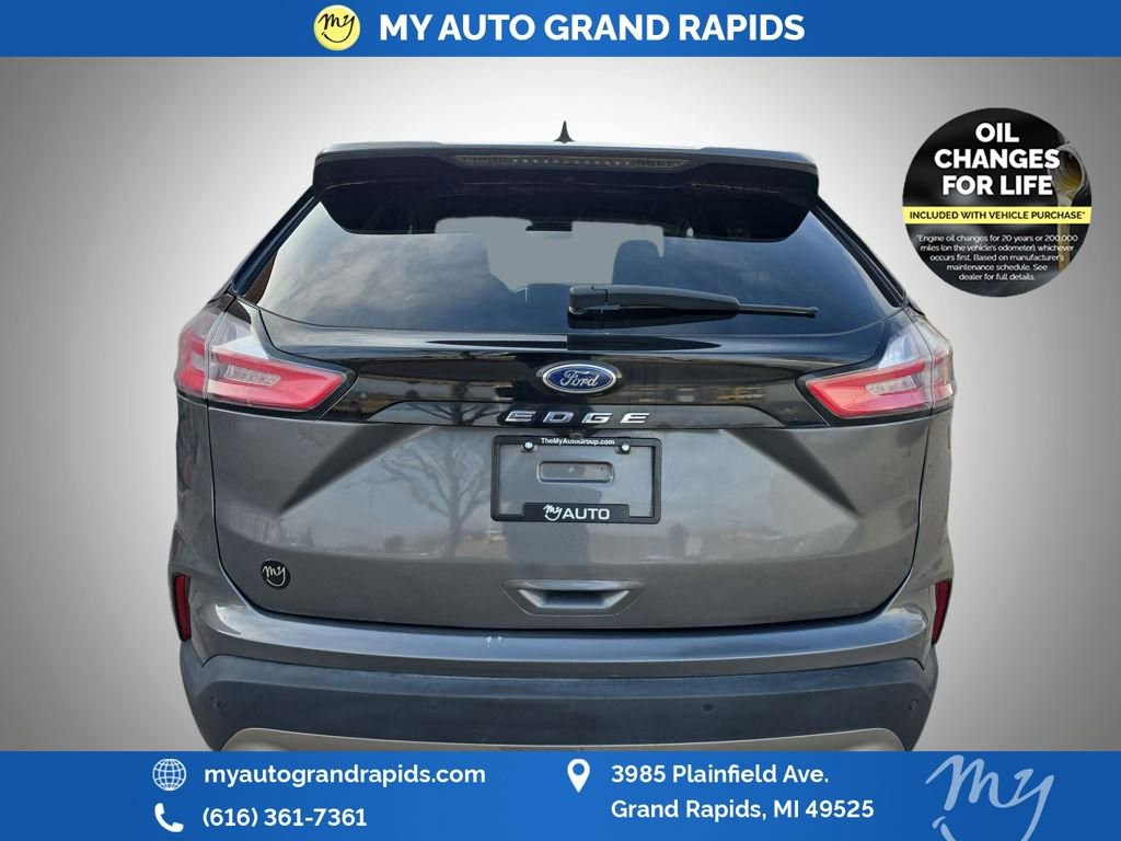 Used 2022 Ford Edge Titanium image 6