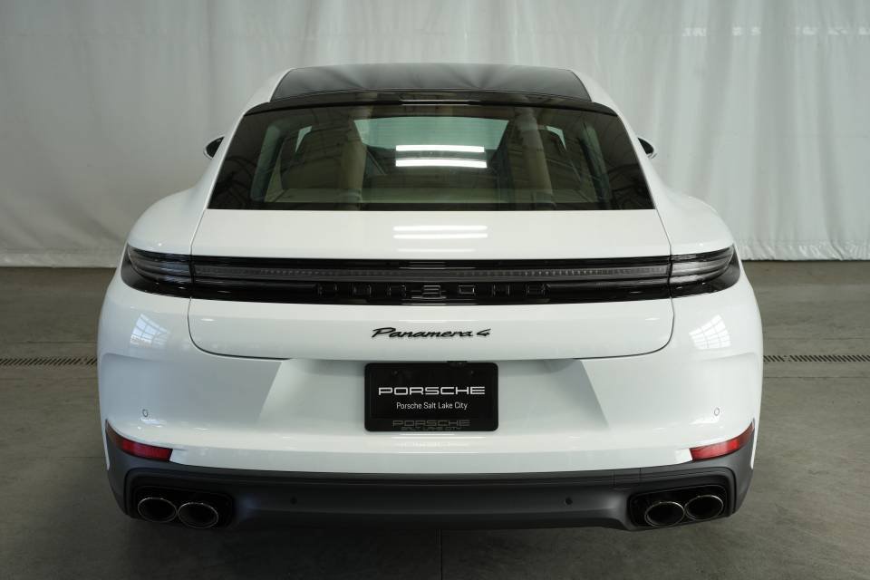 Certified 2025 Porsche Panamera 4 AWD/4WD image 12