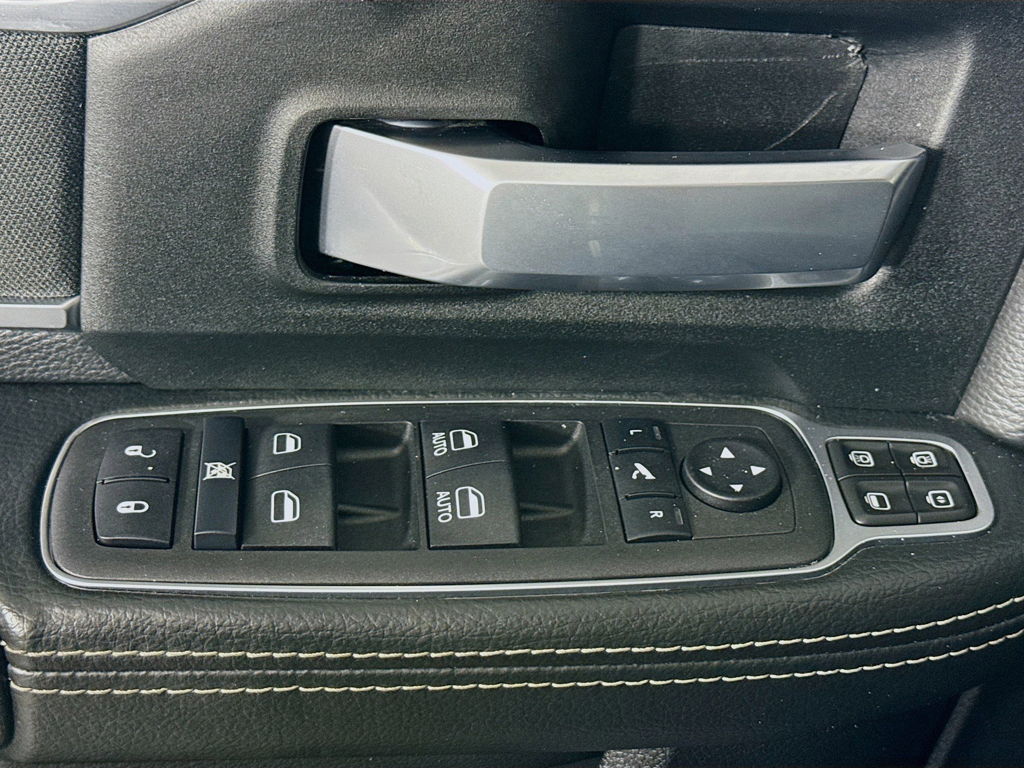 Used 2024 RAM 2500 Big Horn w/ Bed Utility Group image 24