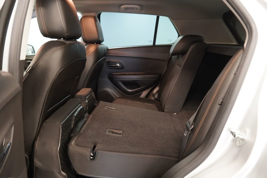 Used 2019 Chevrolet Trax LT w/ LT Convenience Package image 25