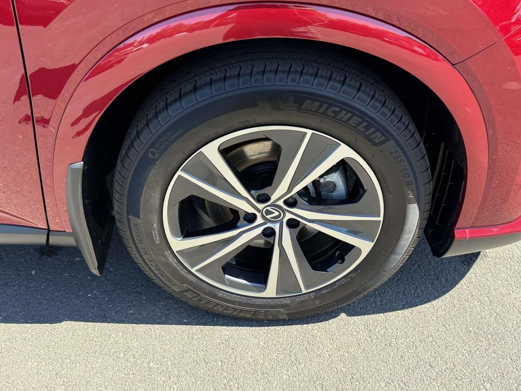Used 2025 Lexus RX 350 Premium w/ Accessory Package (Z1) AWD/4WD image 7