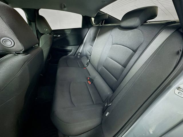 Used 2025 Chevrolet Malibu RS FWD image 20