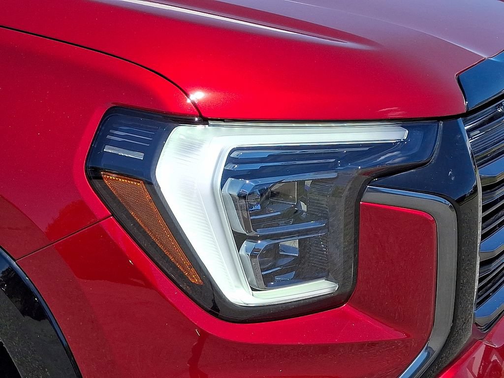 Used 2026 GMC Terrain AT4 w/ Technology Package II AWD/4WD image 8