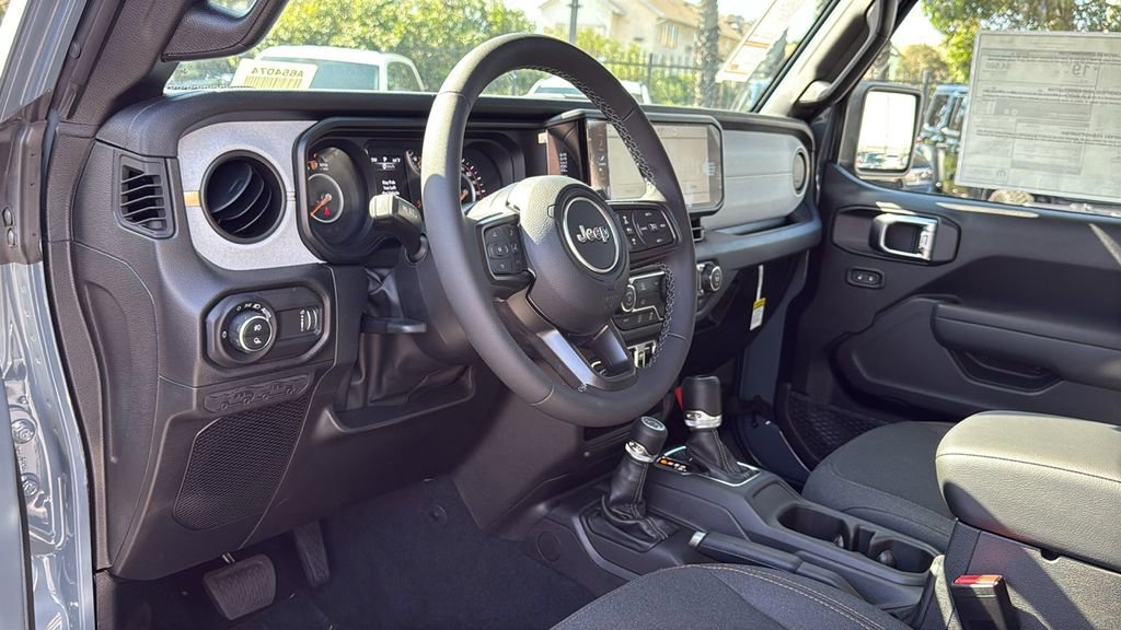 New 2026 Jeep Gladiator Sport AWD/4WD image 21