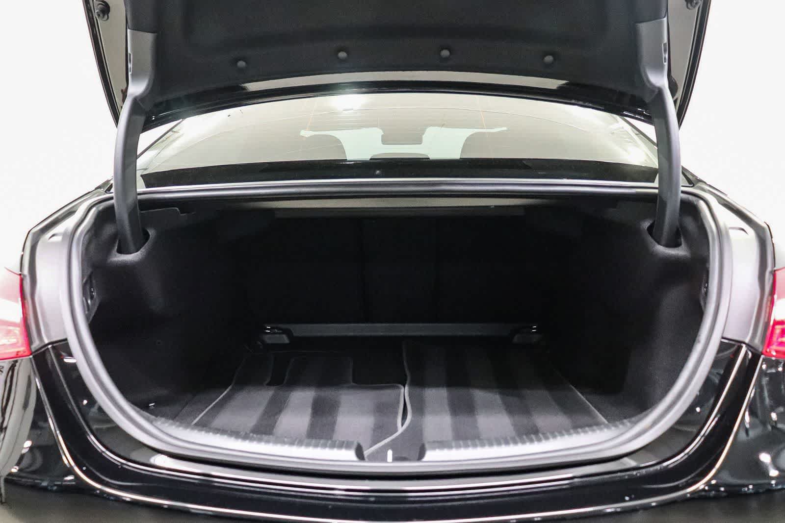 Certified 2024 Mercedes-Benz C 300 Sedan image 27