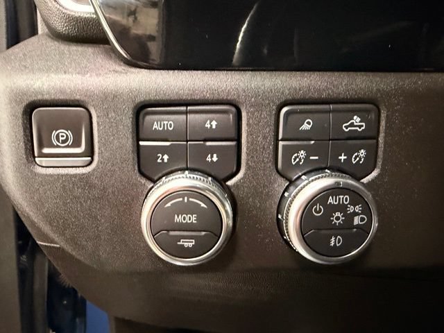 Used 2024 GMC Sierra 1500 Elevation w/ Elevation Premium Package AWD/4WD image 31