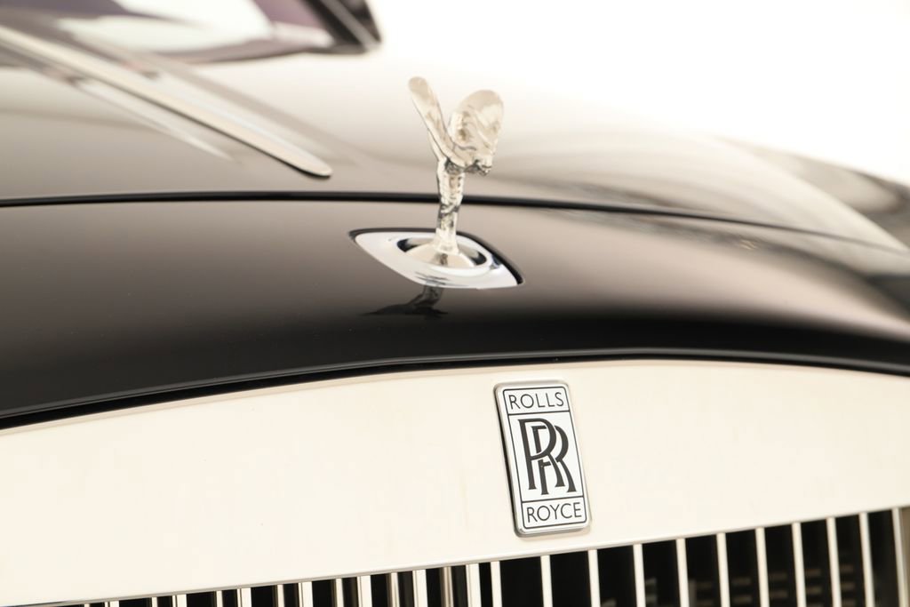 Used 2020 Rolls-Royce Wraith image 39