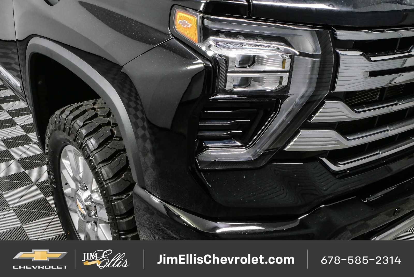 Certified 2025 Chevrolet Silverado 2500 High Country w/ High Country Premium Package AWD/4WD image 34