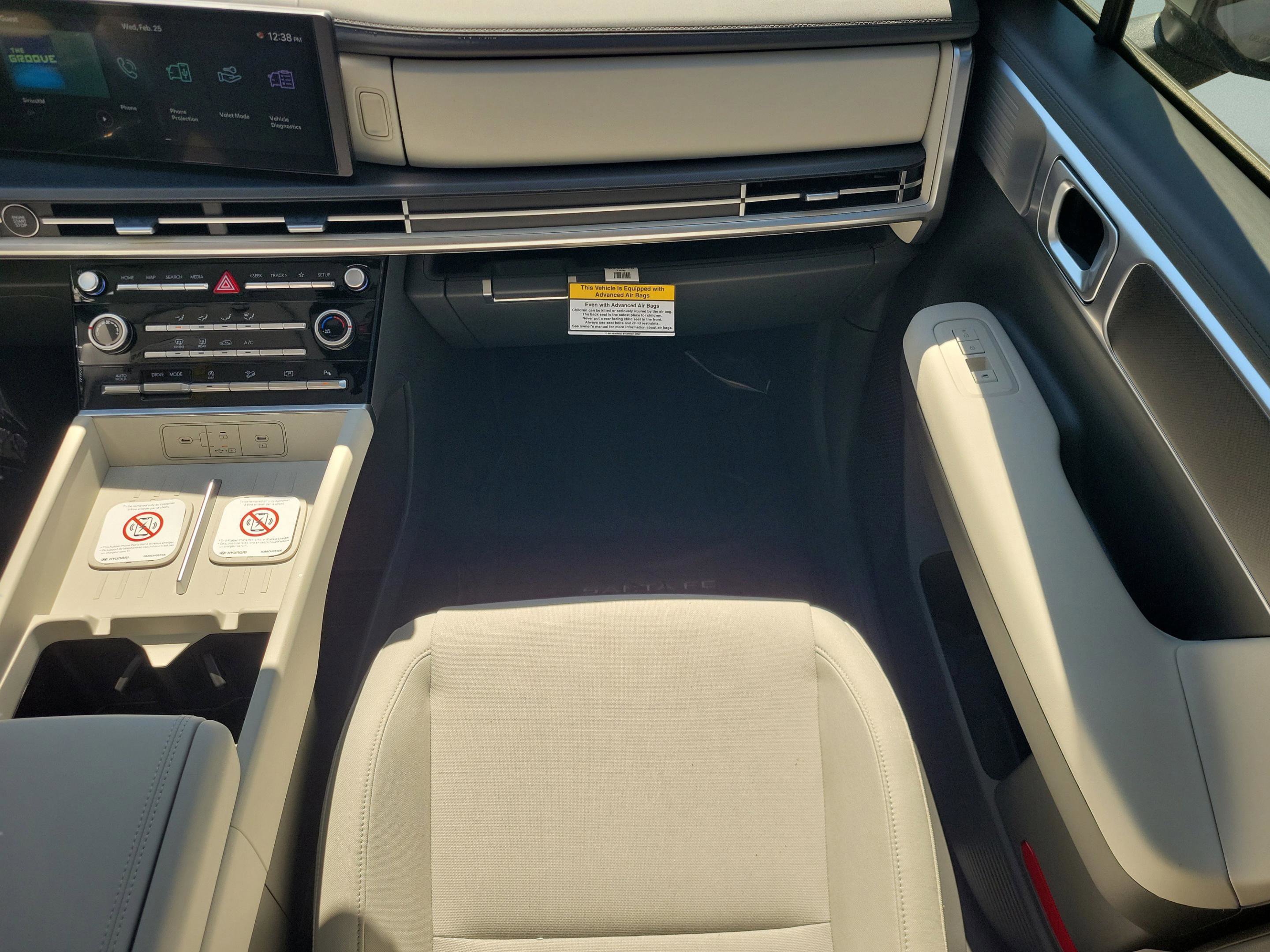 New 2026 Hyundai Santa Fe SE image 13