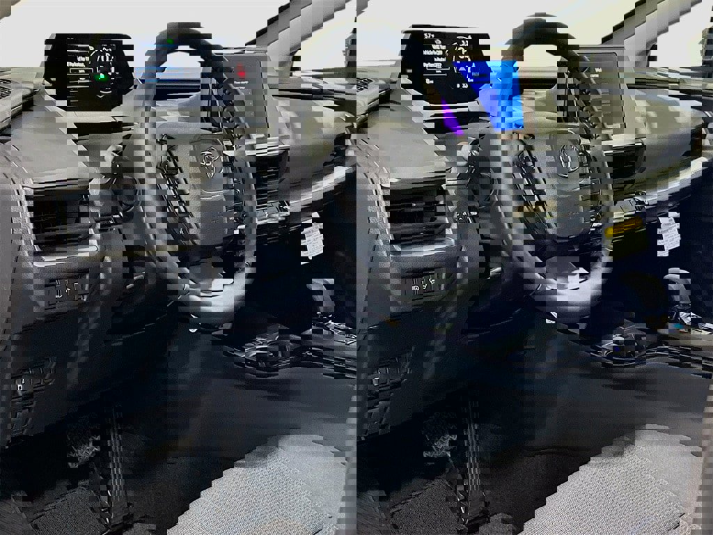 New 2026 Toyota Prius LE image 7