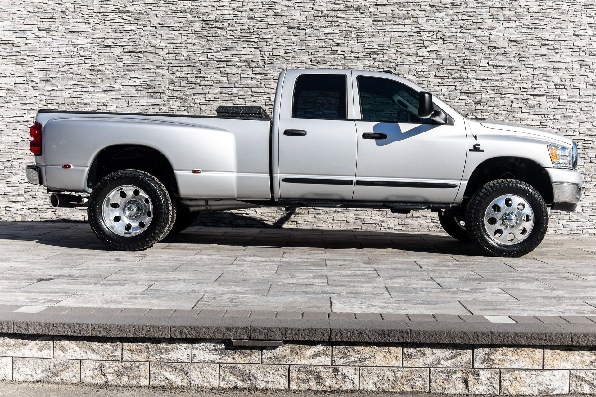 Used 2007 Dodge Ram 3500 Truck SLT w/ Quad Cab Big Horn Value Group image 15