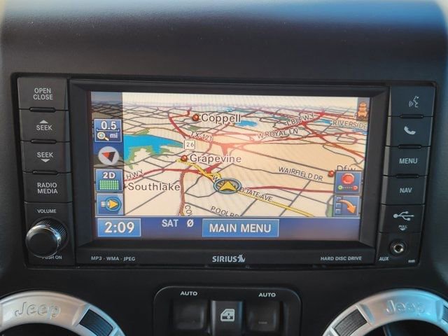 Used 2015 Jeep Wrangler Unlimited Rubicon image 5