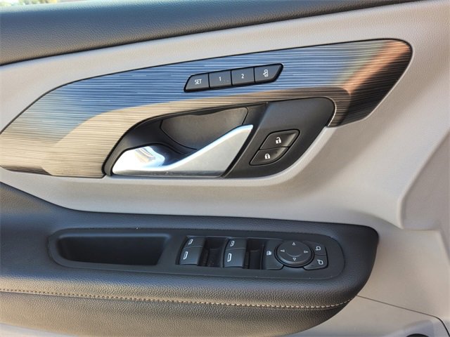 Used 2021 GMC Terrain SLT w/ Infotainment Package II image 22