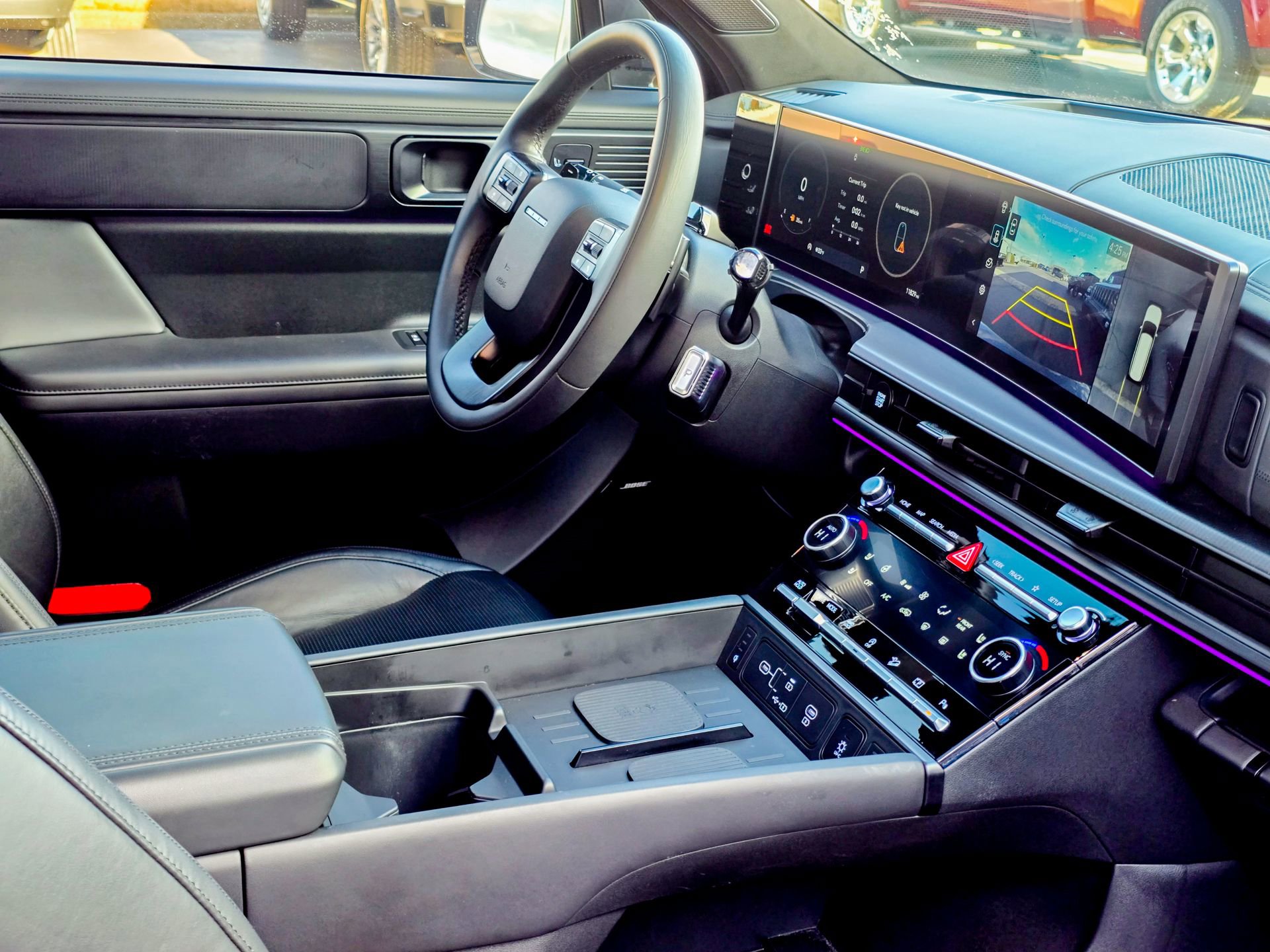 Used 2024 Hyundai Santa Fe Calligraphy image 10