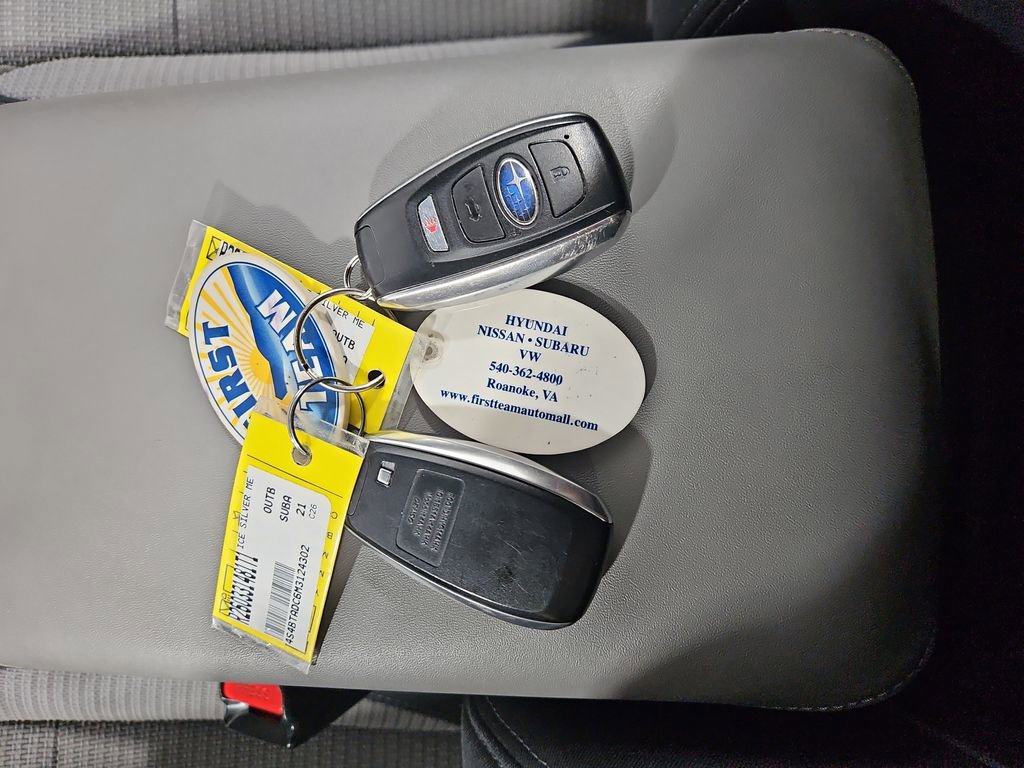 Certified 2021 Subaru Outback Premium image 28