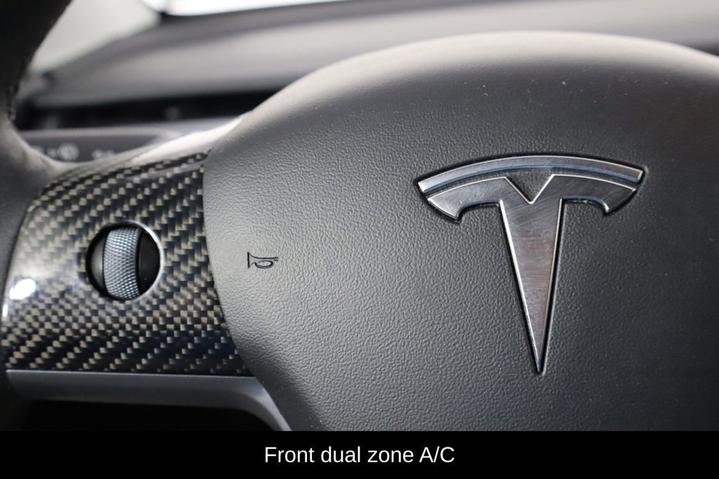 Used 2022 Tesla Model Y Performance image 8