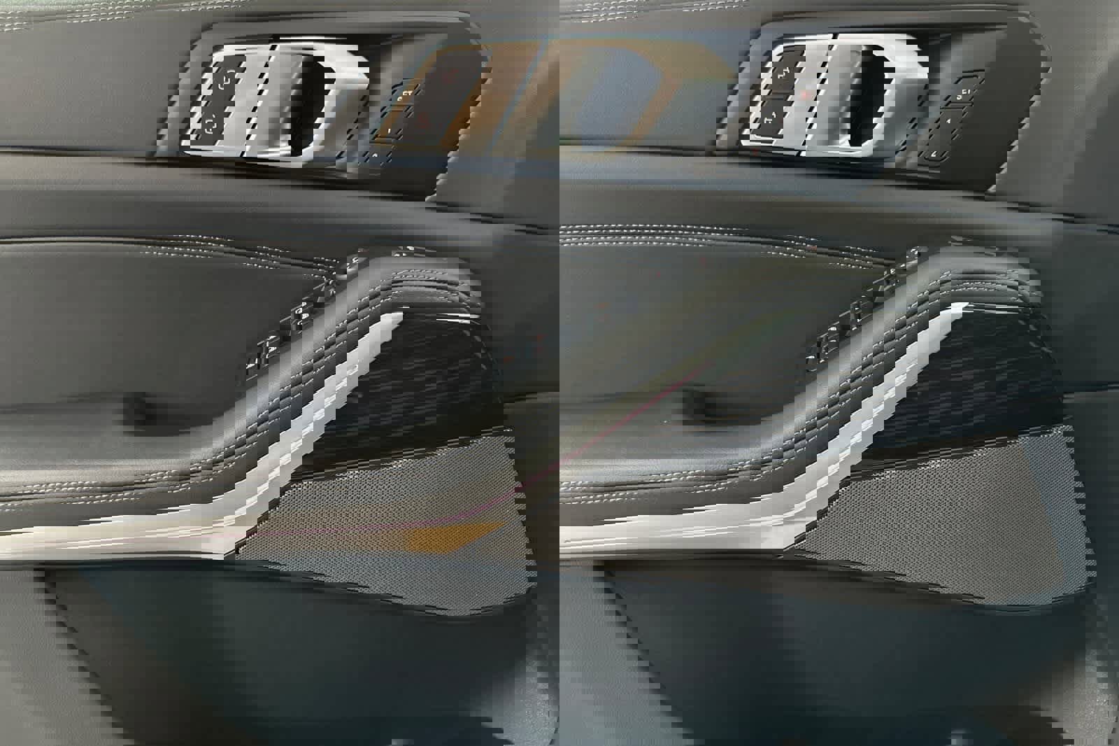 Used 2024 BMW X5 xDrive40i image 12