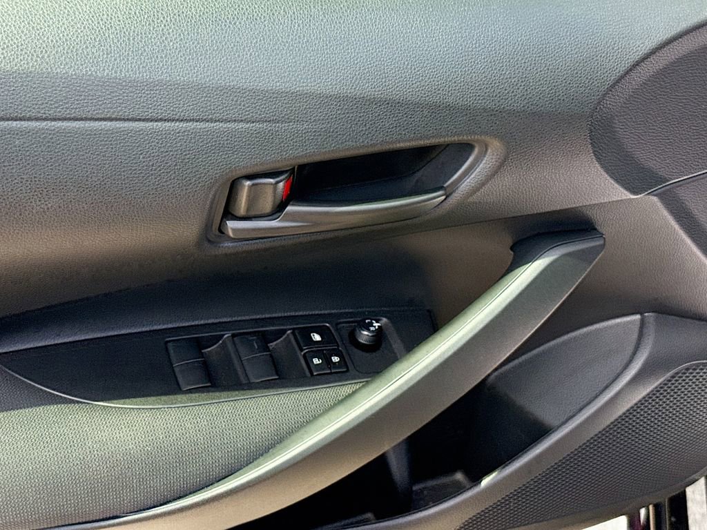 Used 2024 Toyota Corolla LE FWD image 19