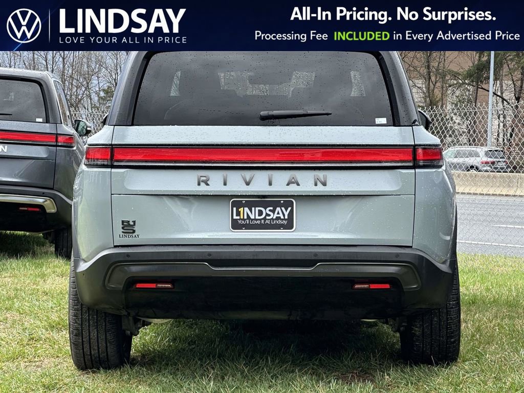 Used 2025 Rivian R1S Adventure AWD/4WD image 6