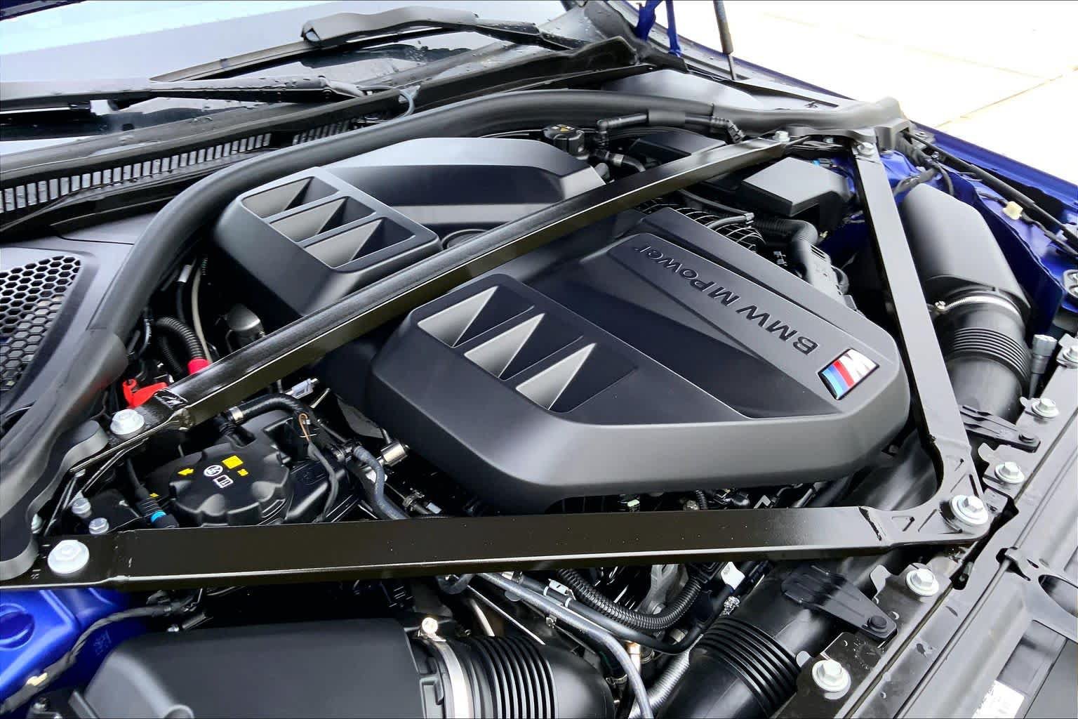 Used 2024 BMW M2 w/ Lighting Package RWD image 31