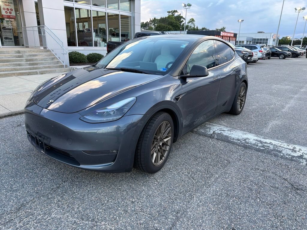 Used 2022 Tesla Model Y Performance AWD/4WD image 3