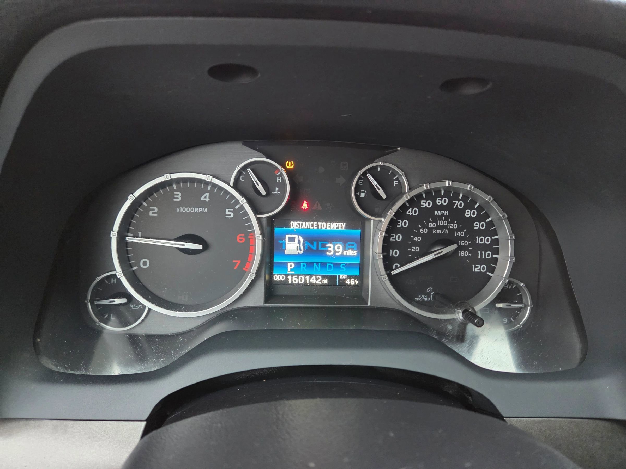 Used 2017 Toyota Tundra SR5 w/ SR5 Upgrade Package image 24