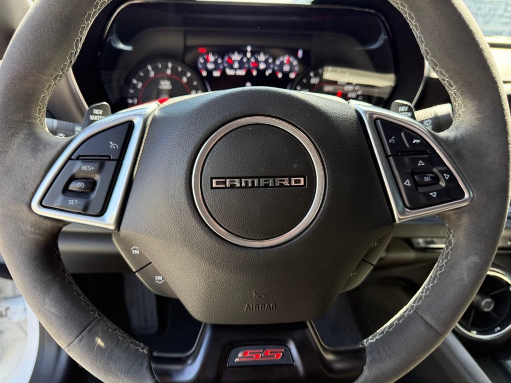 Used 2021 Chevrolet Camaro SS RWD image 30
