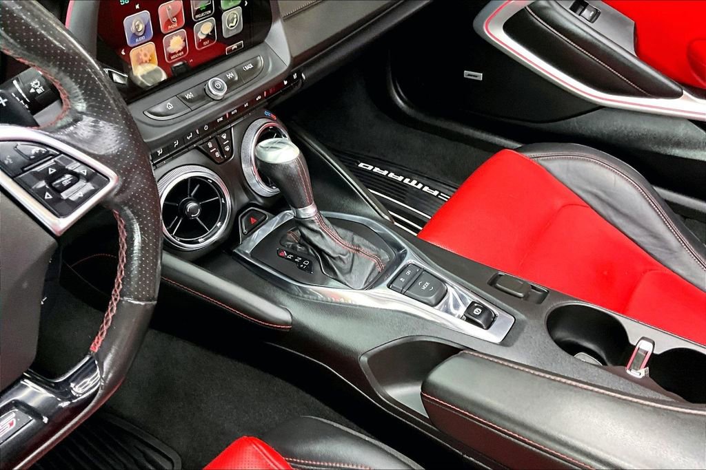 Used 2018 Chevrolet Camaro SS RWD image 18