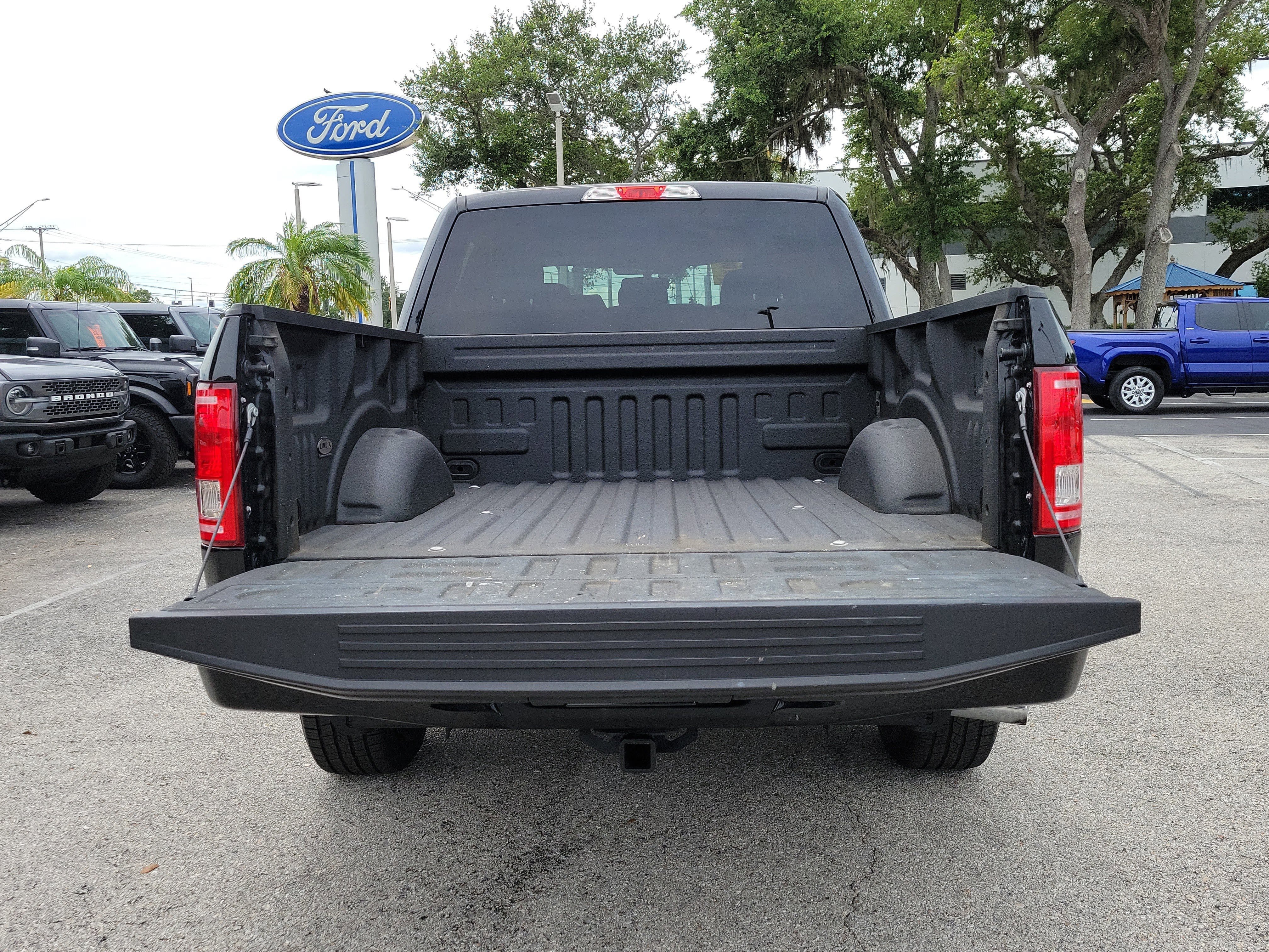 Used 2016 Ford F150 XLT w/ Equipment Group 301A Mid RWD image 10