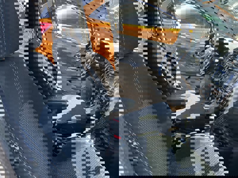 Used 2015 Nissan Versa Note SV image 23