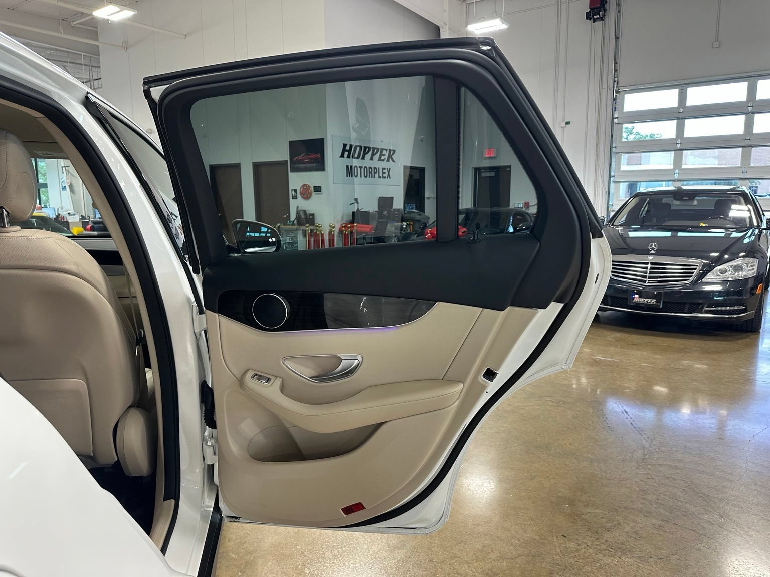 Used 2022 Mercedes-Benz GLC 300 image 33