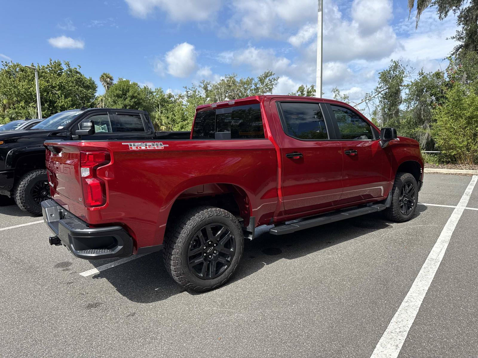 Used 2026 Chevrolet Silverado 1500 LT Trail Boss w/ Convenience Package II AWD/4WD image 3