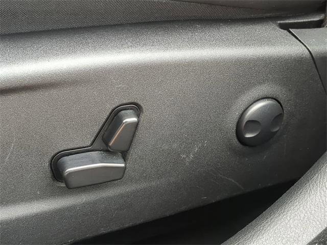 Certified 2023 Chrysler 300 S image 21