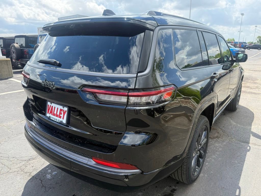 New 2026 Jeep Grand Cherokee L Limited AWD/4WD image 3