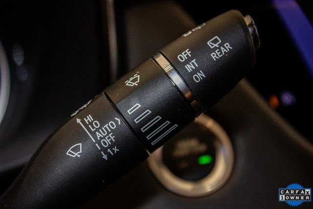 Certified 2025 Cadillac XT5 Premium Luxury image 27