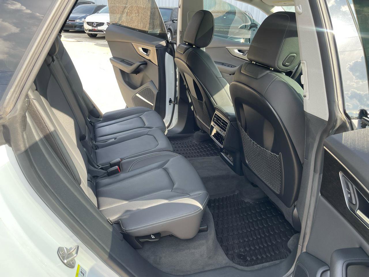 Used 2019 Audi Q8 Premium Plus image 22