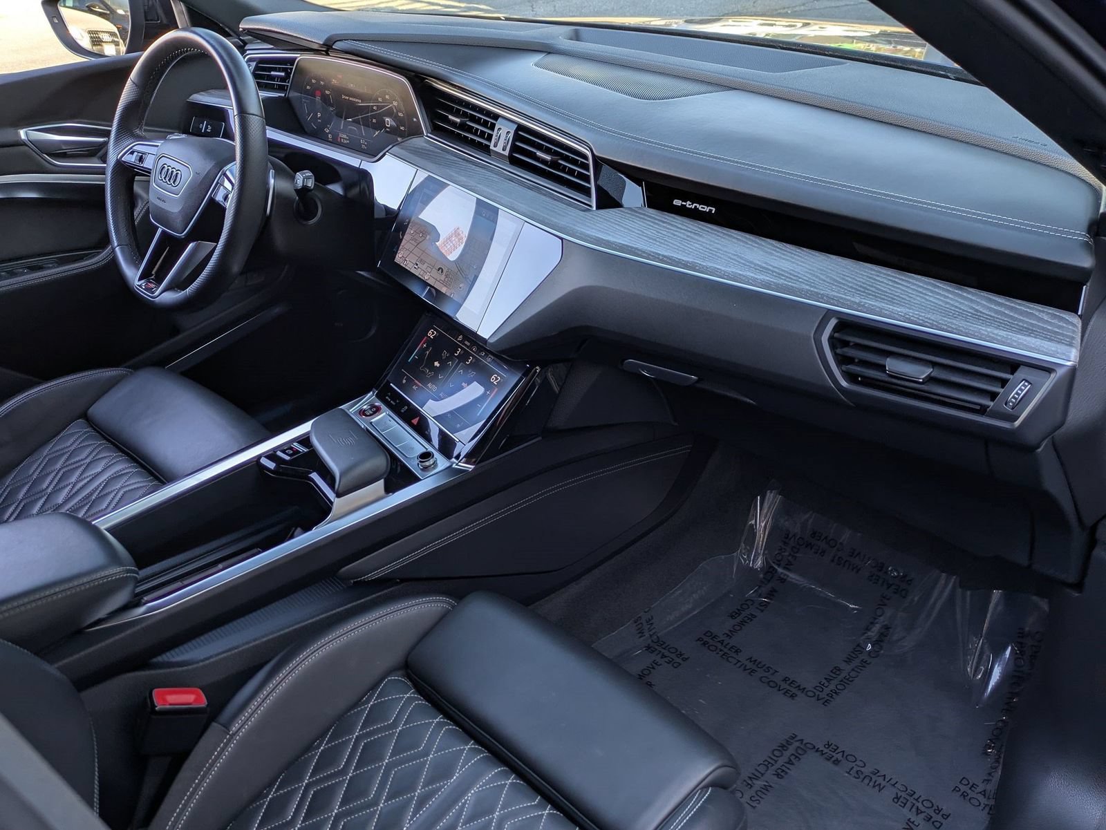 Used 2022 Audi e-tron S Premium Plus AWD/4WD image 21