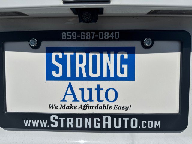 Used 2020 Chevrolet Trax LT w/ Driver Confidence Package FWD image 16