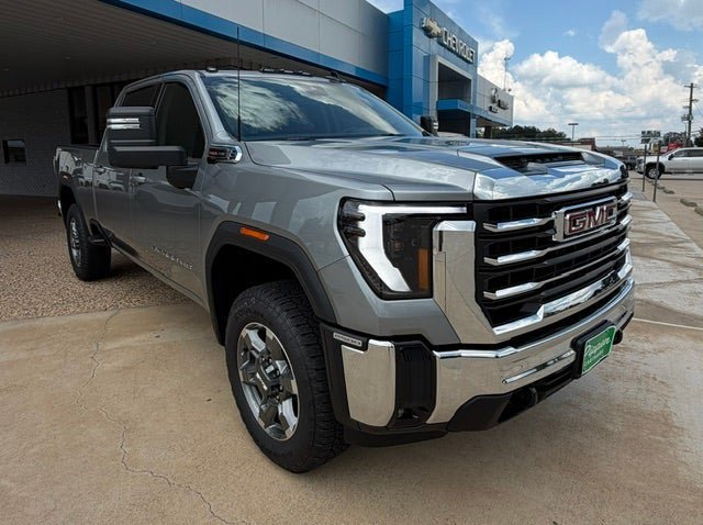 New 2026 GMC Sierra 2500 SLE w/ SLE Value Package; AWD/4WD image 1