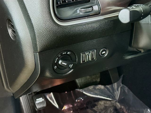 Used 2022 Dodge Challenger GT w/ Blacktop Package image 10