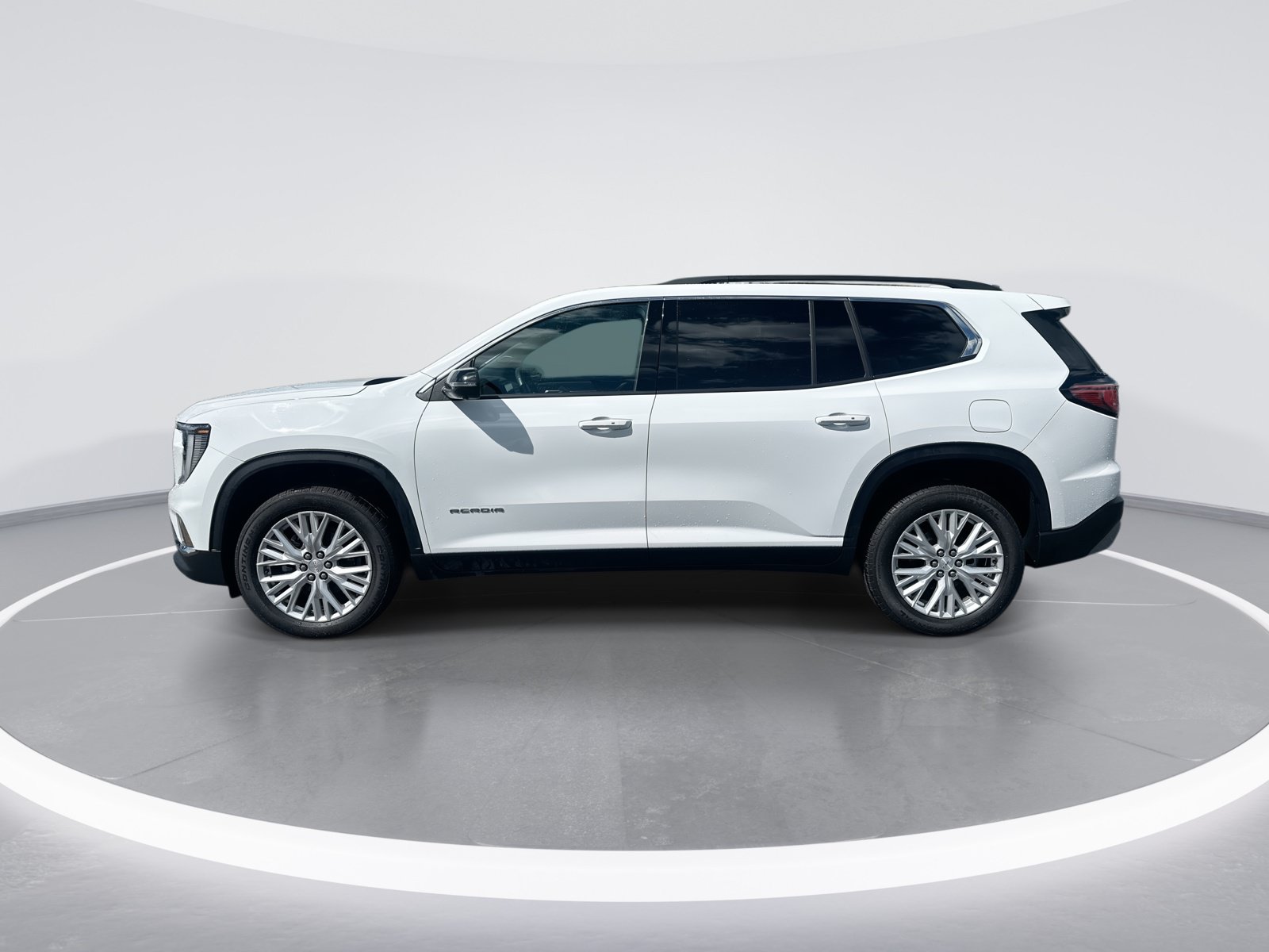 Used 2026 GMC Acadia Elevation w/ Elevation Premium Package FWD image 6