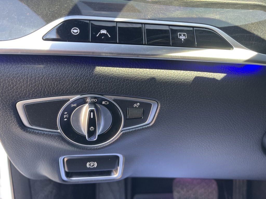 Used 2019 Mercedes-Benz S 560 4MATIC Sedan image 26