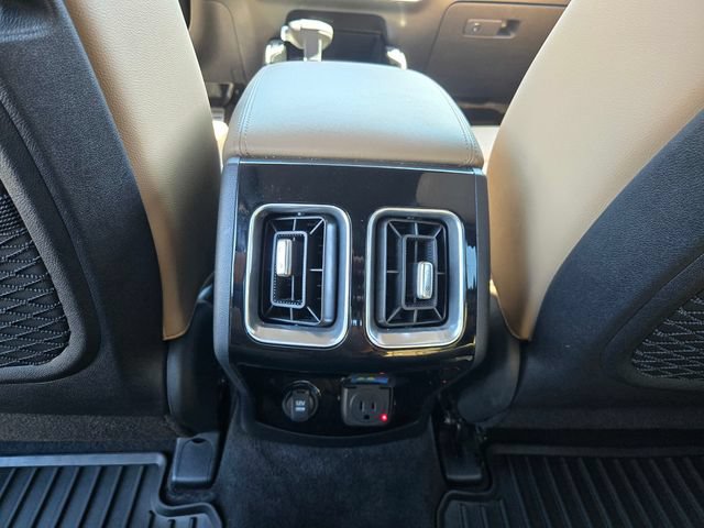 Used 2025 Kia Sorento SX Prestige w/ Olive Brown Leather Package AWD/4WD image 14