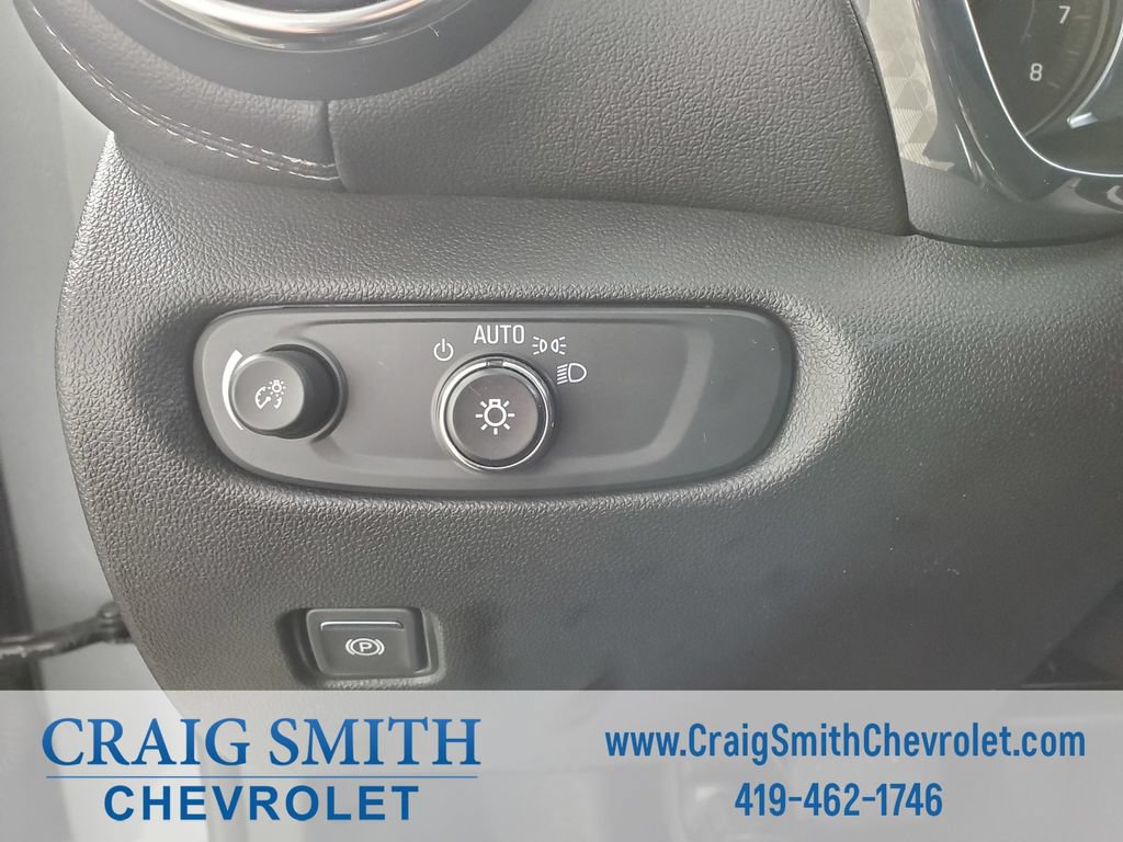 Used 2024 Chevrolet Blazer LT w/ Convenience Package FWD image 21