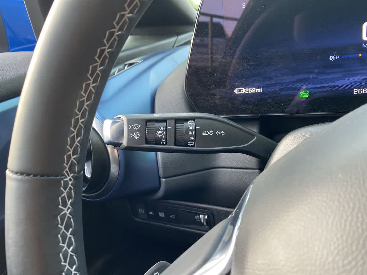 Used 2025 Chevrolet Equinox EV LT w/ LPO, All-Weather Mat Package FWD image 22